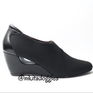 Donald J. Pliner Black Ankle Booties